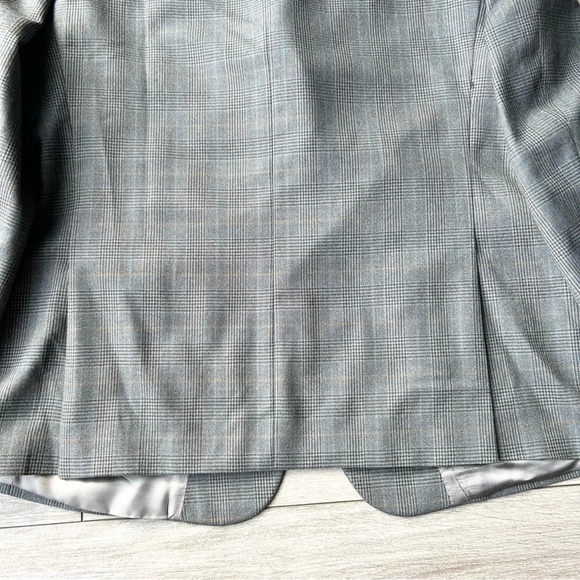 Axcess by Liz Claiborne Pure Wool Plaid Blazer - Picture 15 of 15